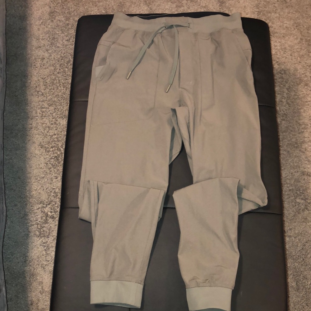 Lululemon ABC Warpstreme Jogger 30 inch - Grey Sage Medium